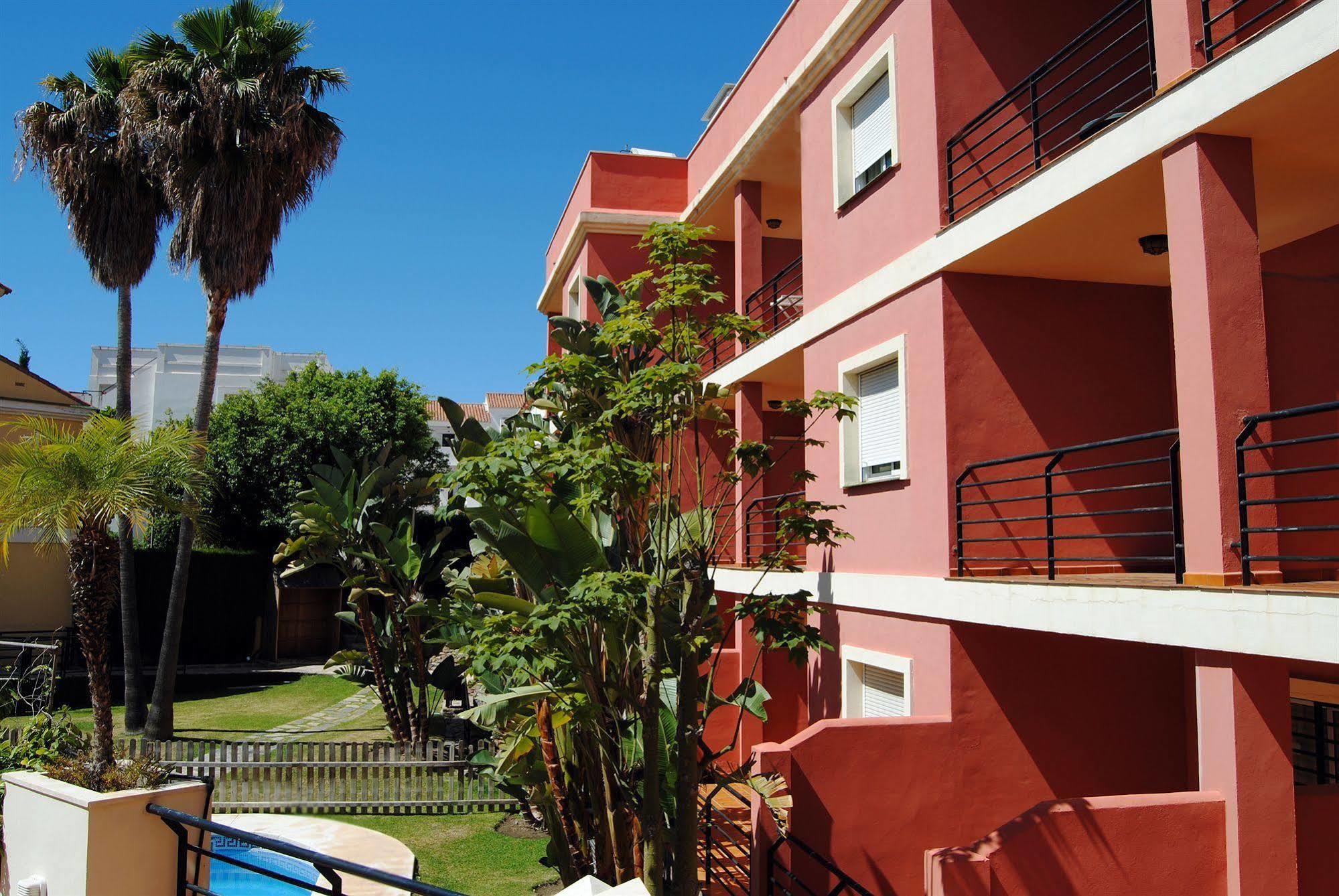 Apartamentos Turísticos Añoreta Rincon de la Victoria Luaran gambar